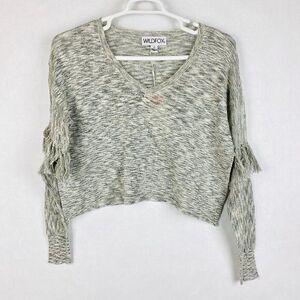 WILDFOX Sweater Sz M Gray V-neck Cropped Fringed Sleeve Knit Long Sleeve Summer